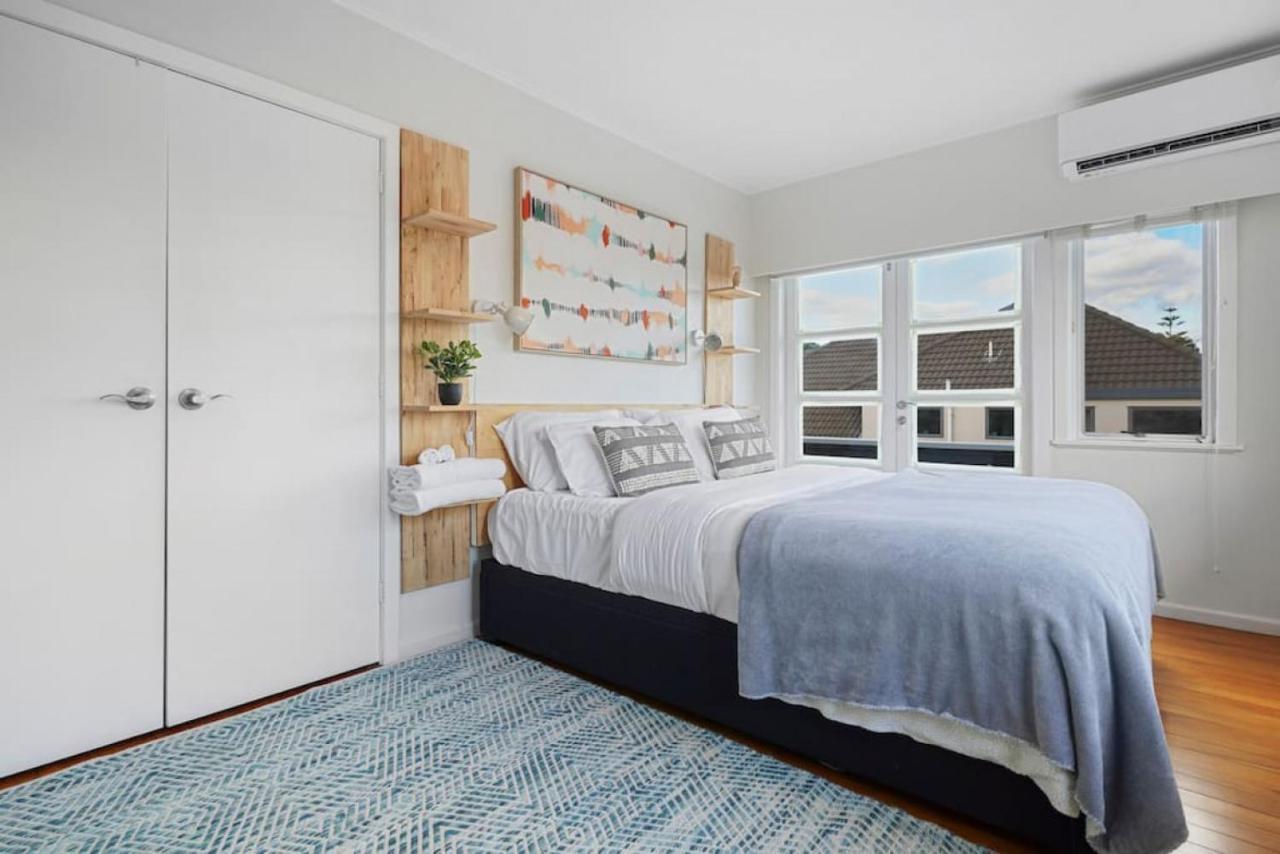 Amazing Home By Beach - Fully Aircon-Ed - Wifi Auckland Esterno foto